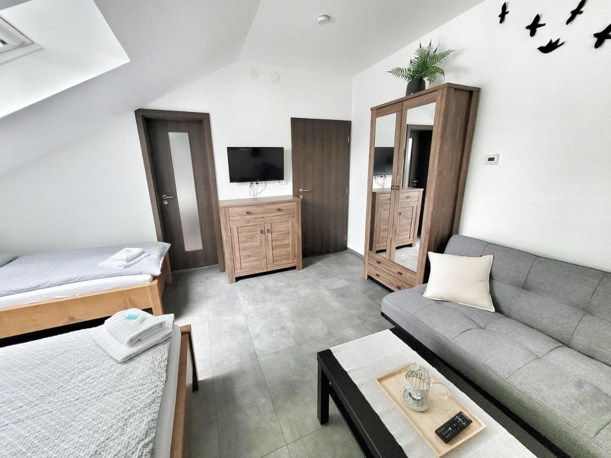 Guest house Restaurace Ostrov